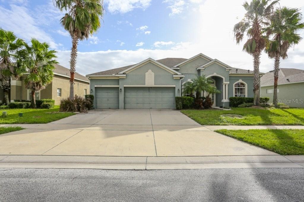 10207 Mallard Landings Way, Orlando, FL 32832