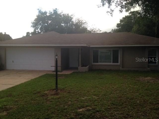 785 Althea Ave., Umatilla, FL 32784