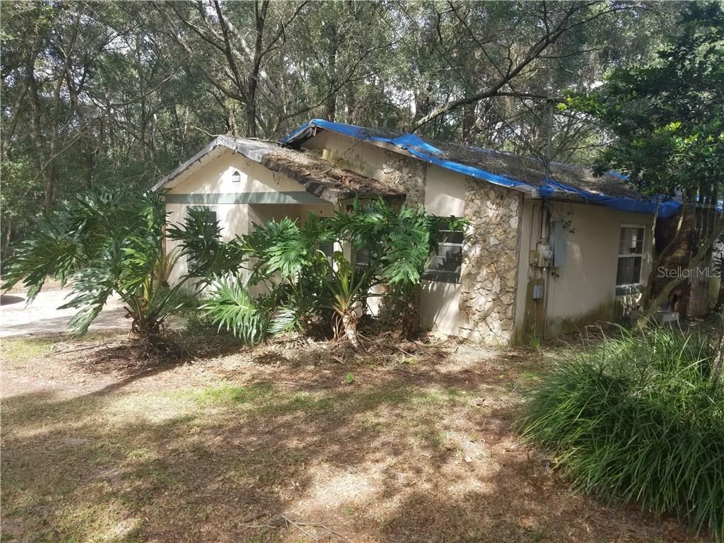 25215 Quaker Ridge Ave., Sorrento, FL 32776