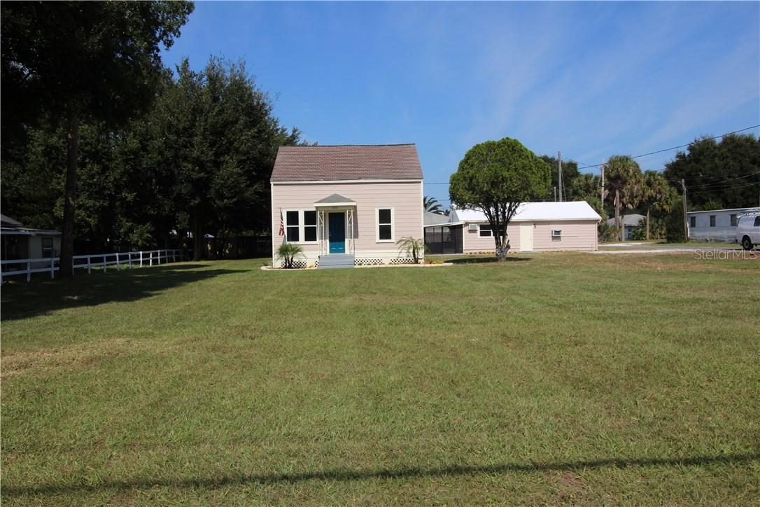 924 Grape Ave., St. Cloud, FL 34769