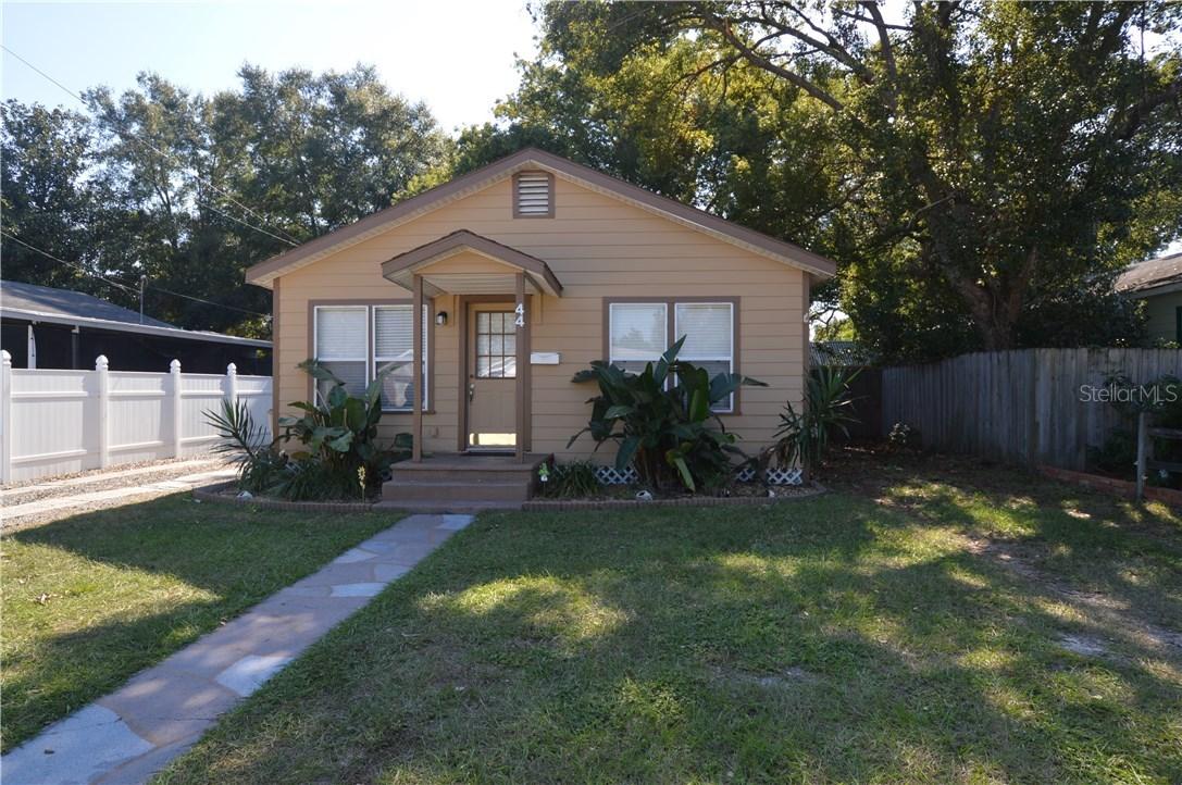 44 W Magnolia St., Apopka, FL 32703