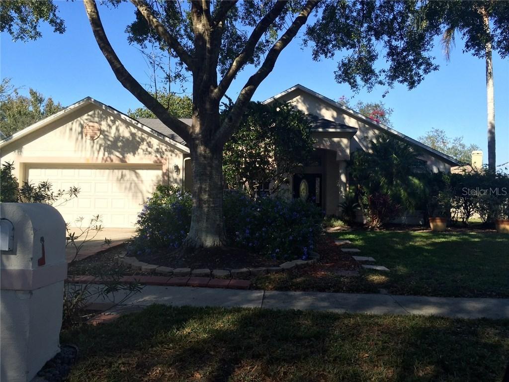 586 W Artesia St., Oviedo, FL 32765