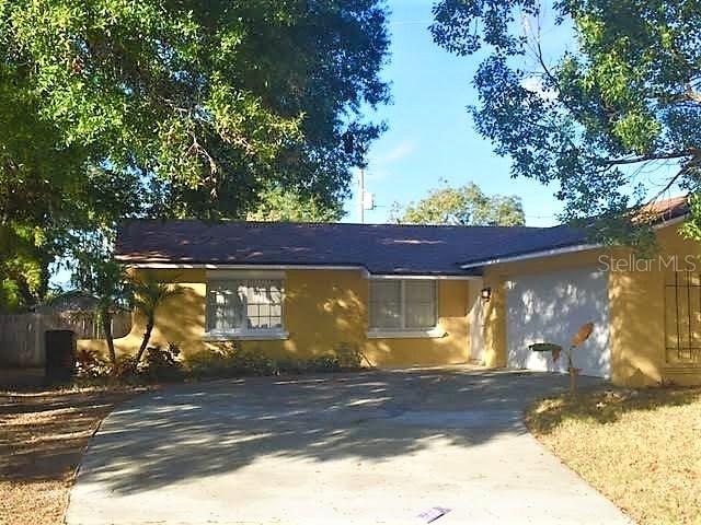 623 Palomas Ave., Ocoee, FL 34761