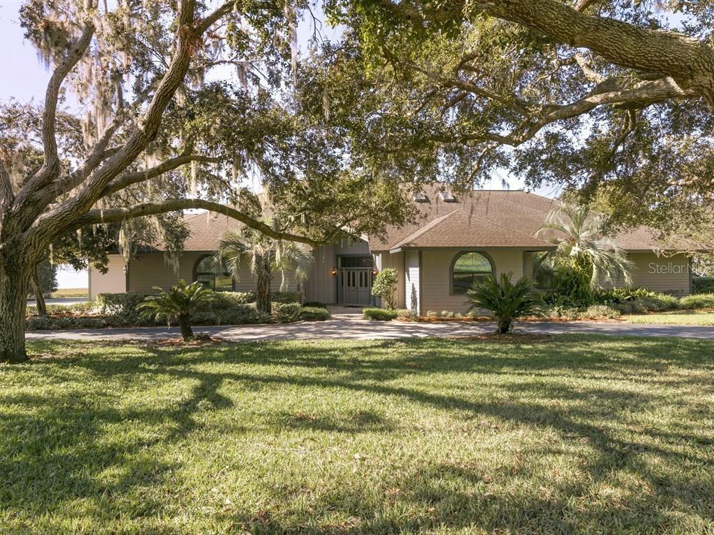 11226 Lane Park Rd., Tavares, FL 32778