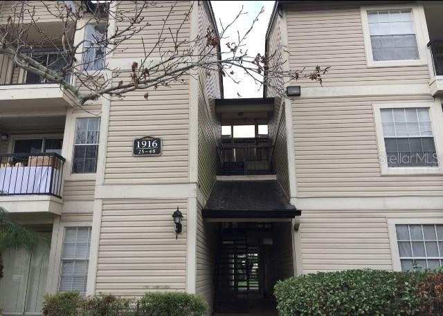1916 Lake Atriums Cir. #35, Orlando, FL 32839