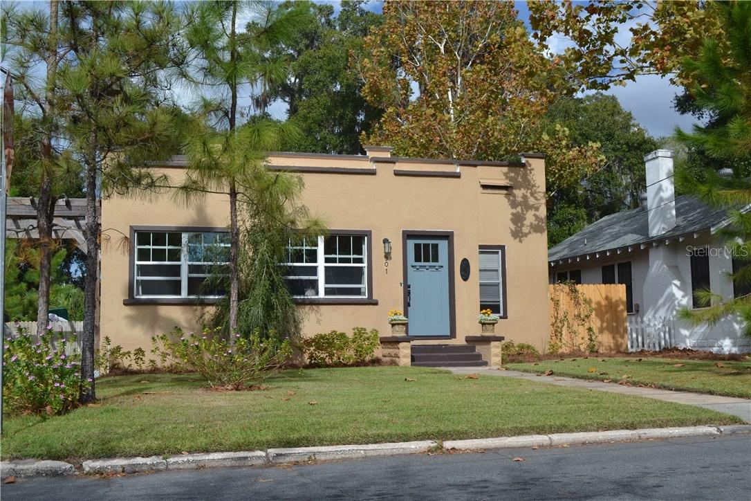 901 E 8th Ave., Mount Dora, FL 32757