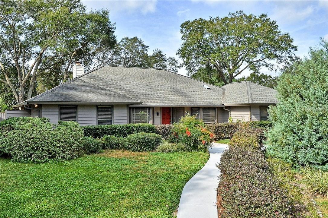 2137 Palm View Dr., Apopka, FL 32712