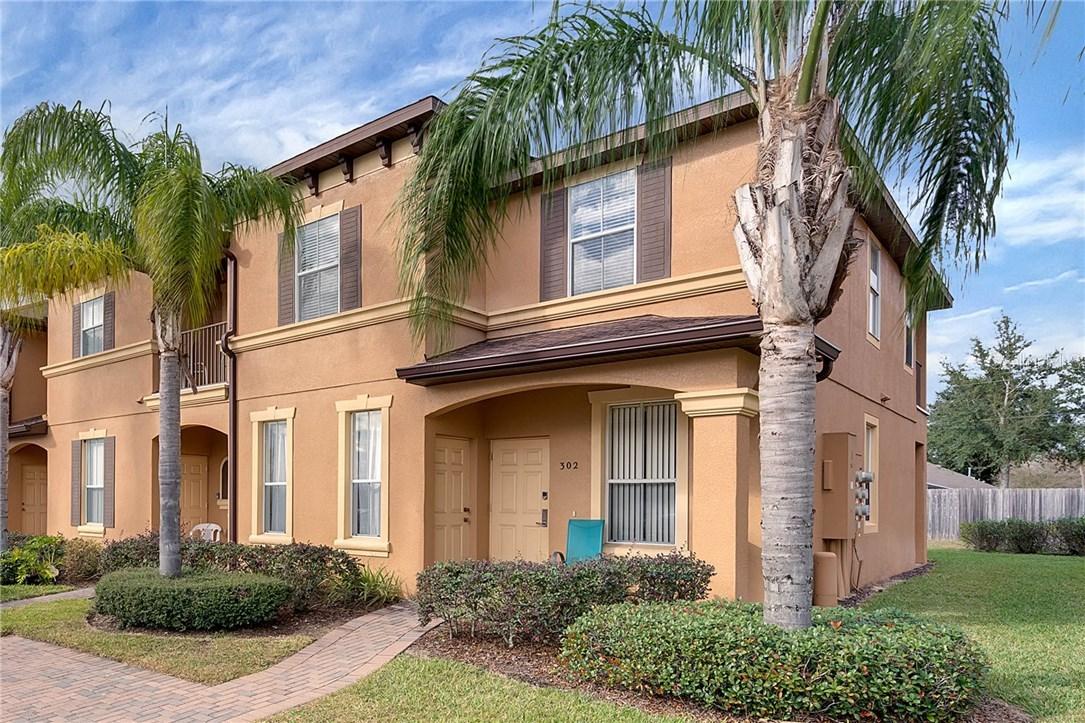 302 Calabria Ave., Davenport, FL 33897