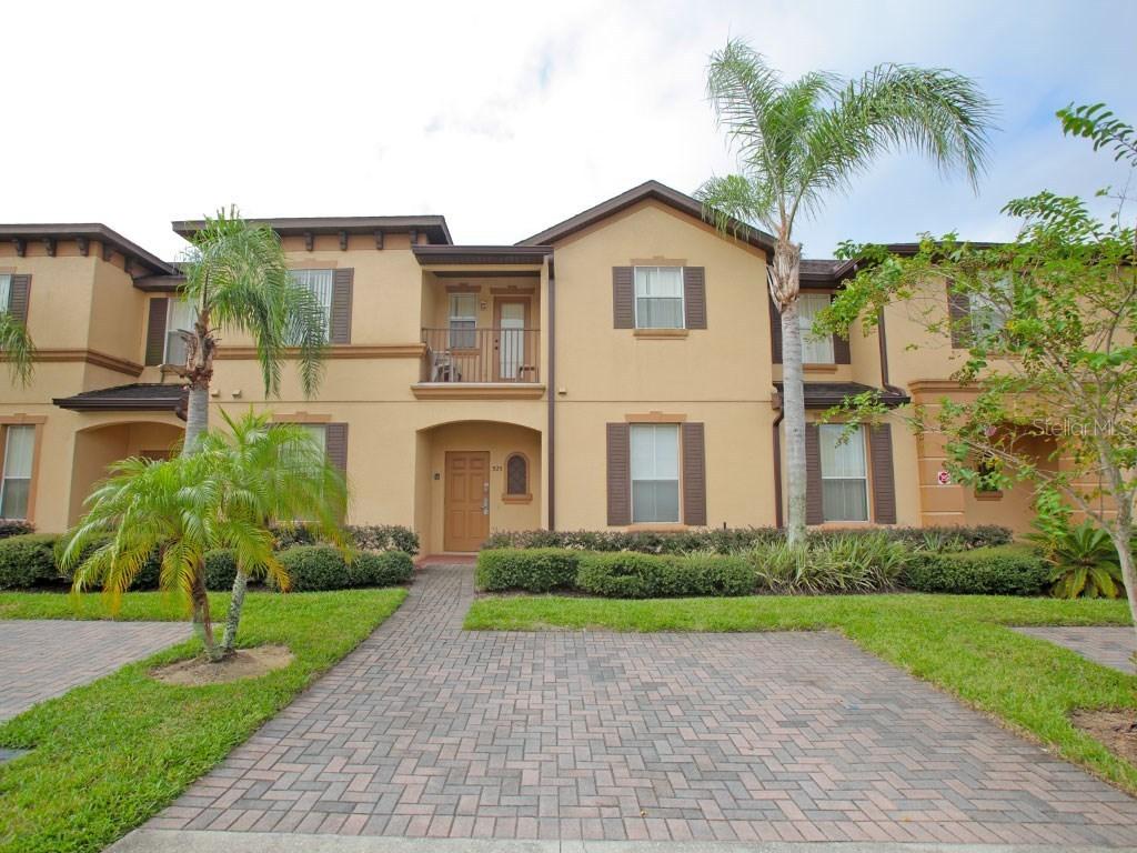 325 La Mirage St., Davenport, FL 33897