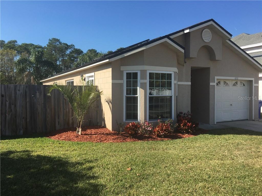 1070 Mckinnon Ave., Oviedo, FL 32765