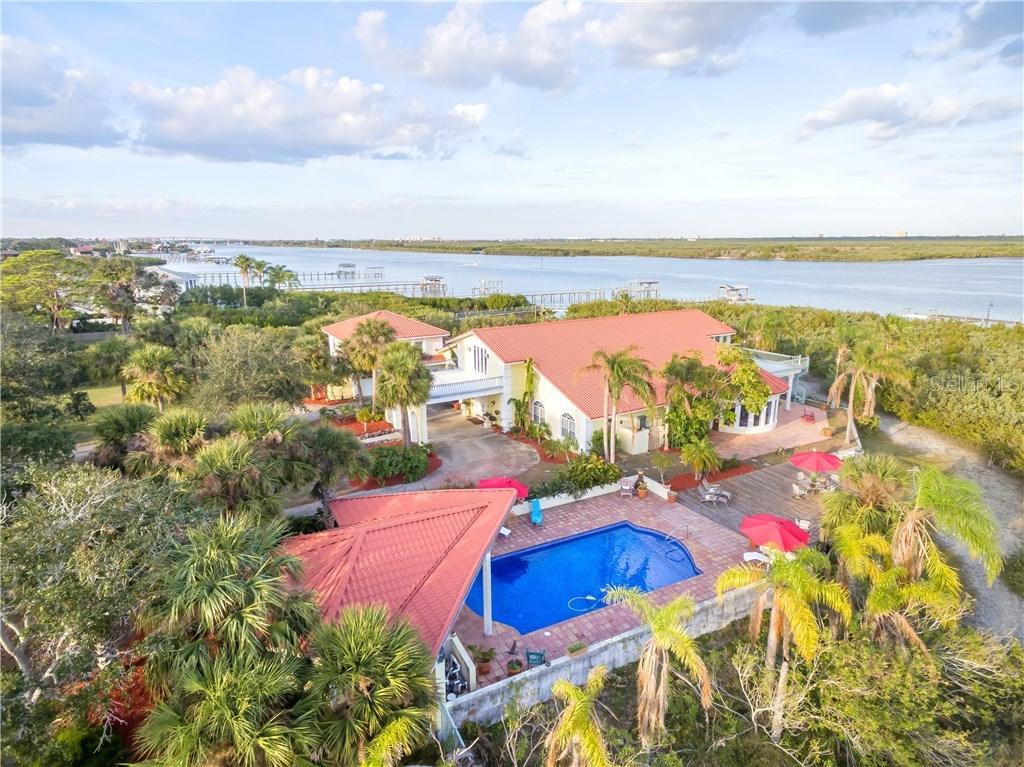 621 N Riverside Dr., Edgewater, FL 32132