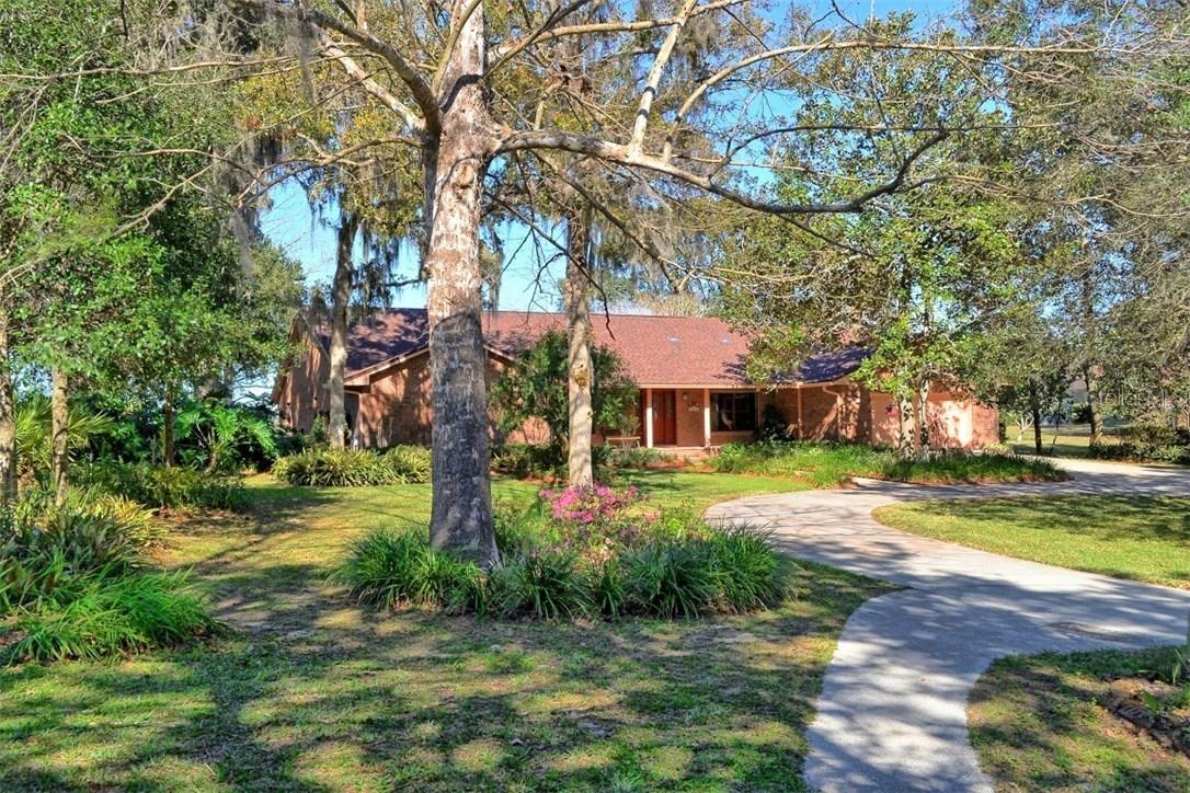 650 Old Geneva Rd., Geneva, FL 32732