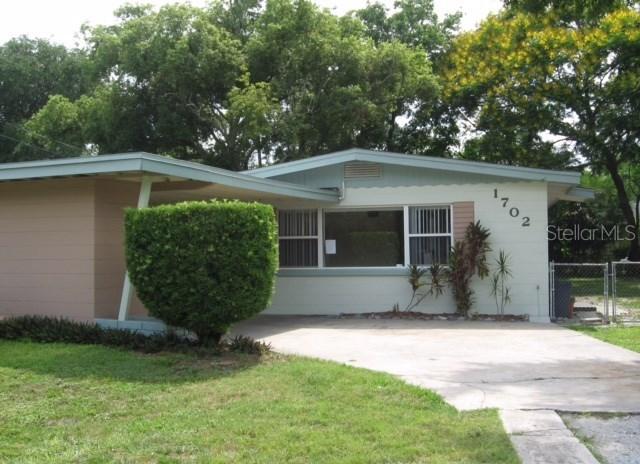 1704 Conway Gardens Rd., Orlando, FL 32806
