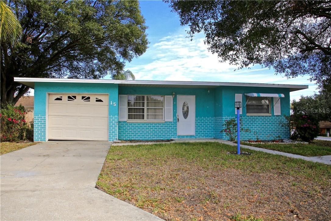 15 Palm Ct., Davenport, FL 33837