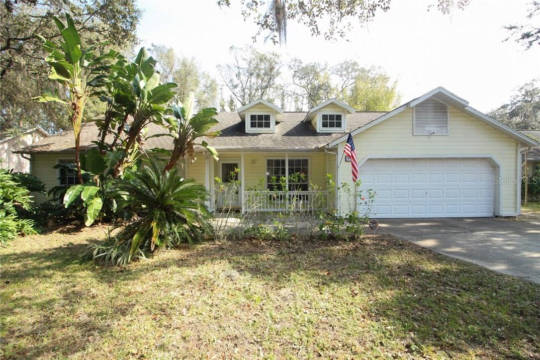 952 Old Mail Ln., Sanford, FL 32773