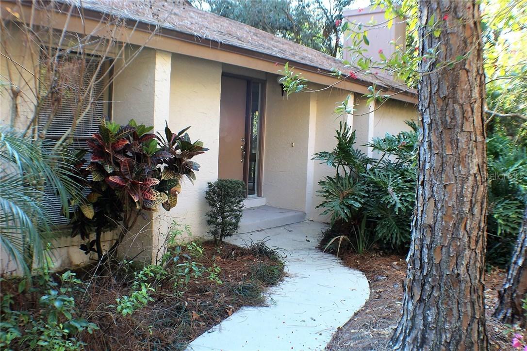 1917 Saint Andrews Pl., Longwood, FL 32779