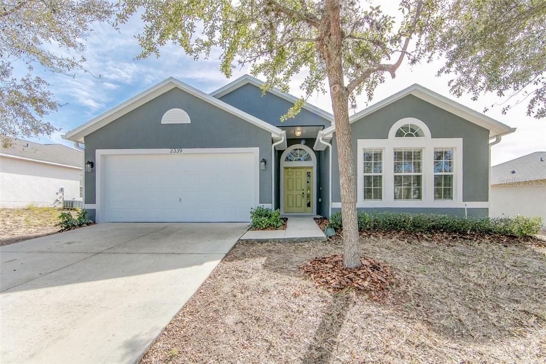 2339 Sandridge Cir., Eustis, FL 32726