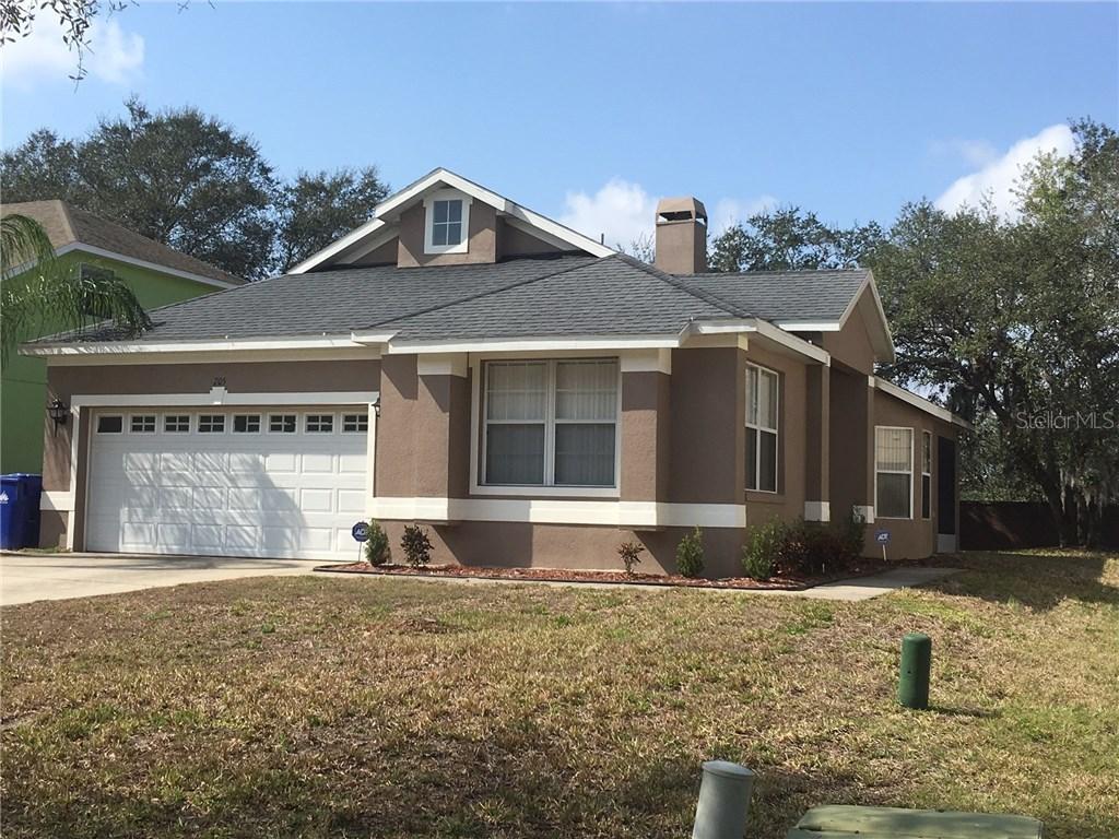 705 Neumann Village Ct., Ocoee, FL 34761