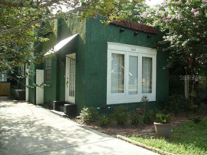 2419 S Fern Creek Ave., Orlando, FL 32806