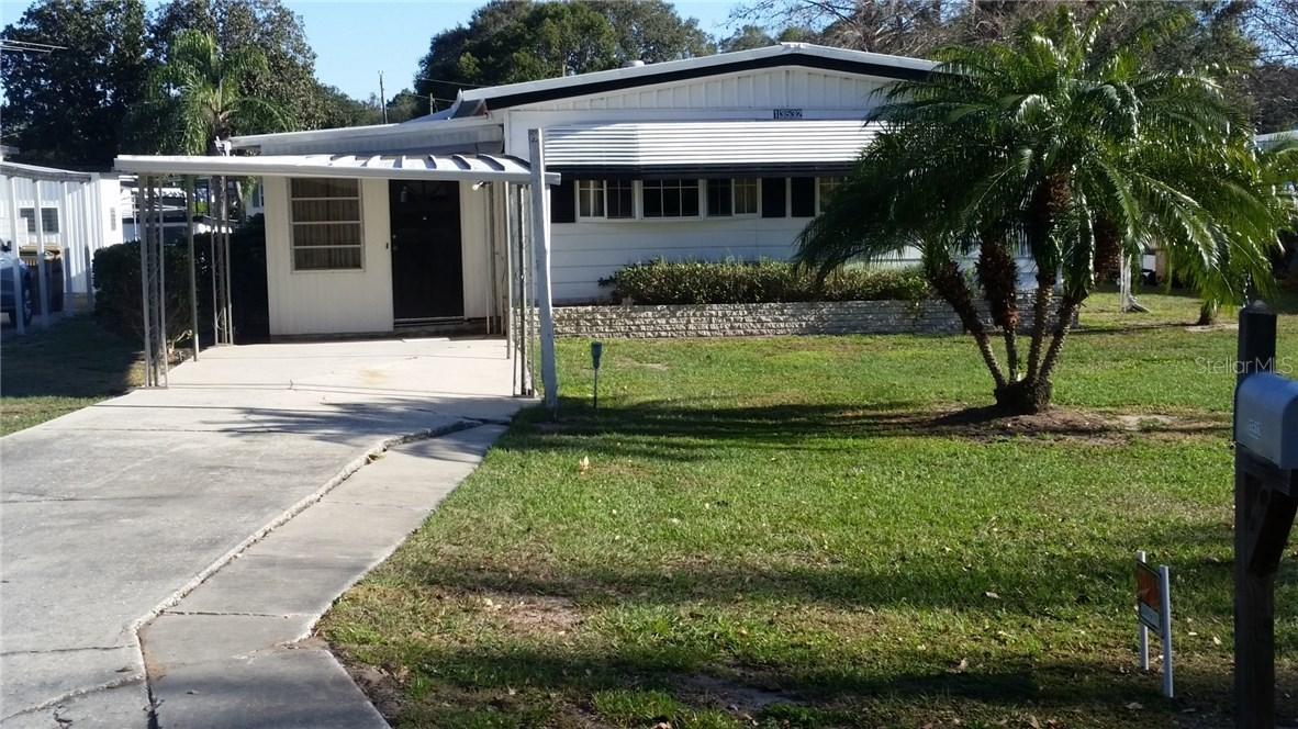 13532 Palm Dr., Astatula, FL 34705