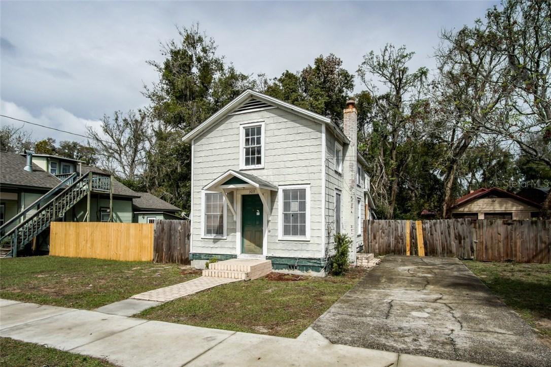 309 E Woodward Ave., Eustis, FL 32726