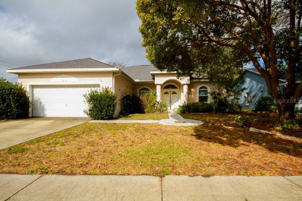 1992 Hidden Springs Pl., Clearwater, FL 33760