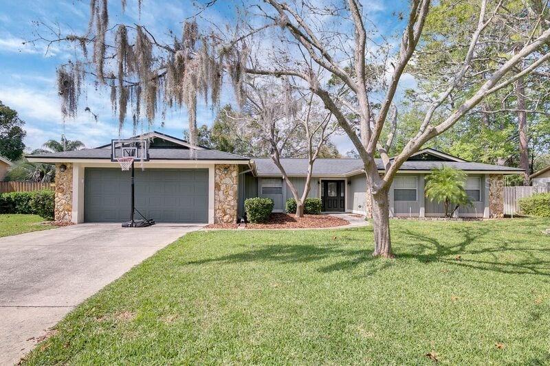 256 Cambridge Dr., Longwood, FL 32779