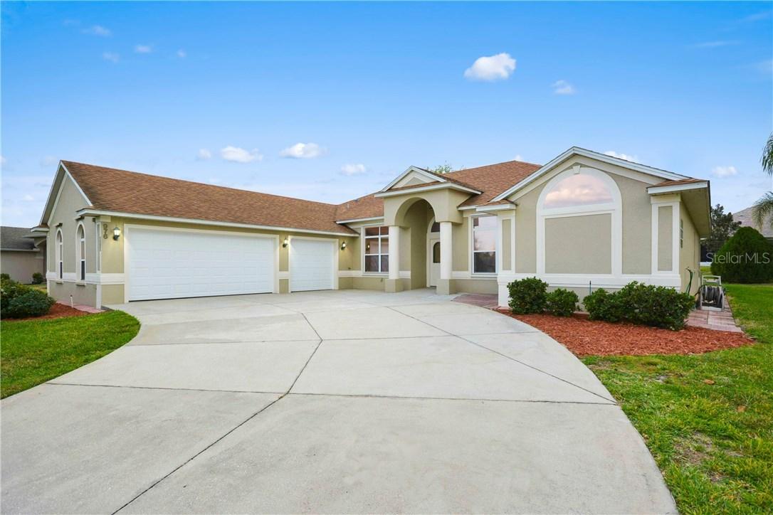 976 Dartmouth Ave., Clermont, FL 34711