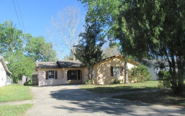 2601 Hartwell Ave, Sanford, FL 32773