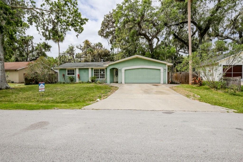 2418 Mango Tree Dr., Edgewater, FL 32132