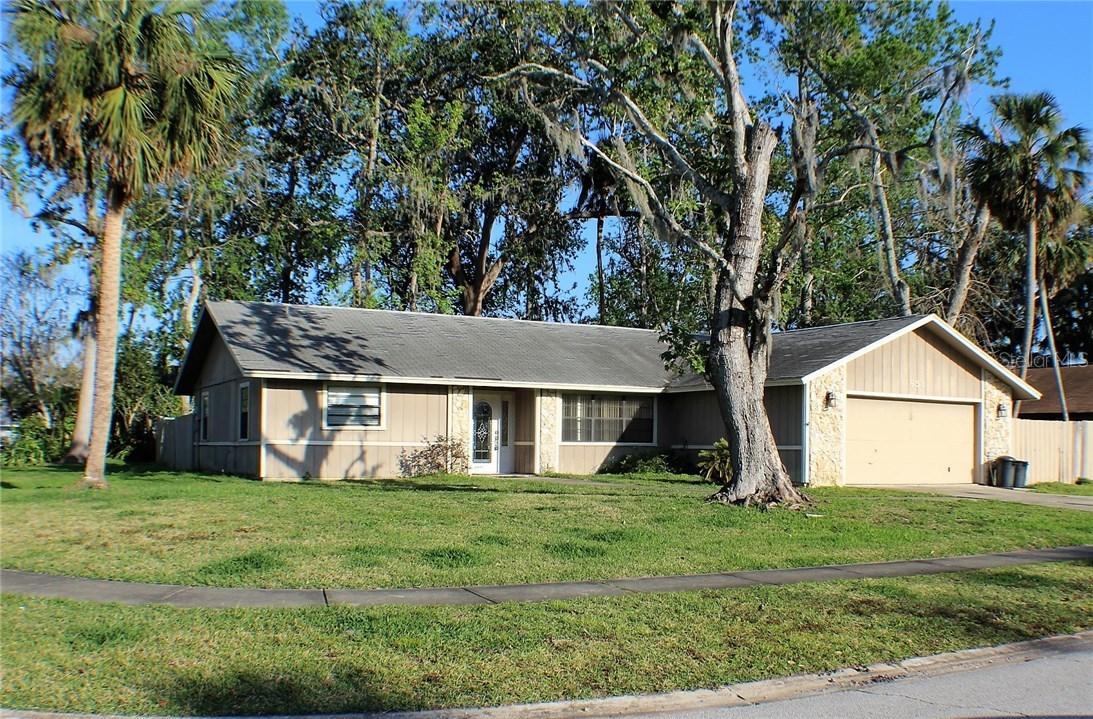 953 Sandle Wood Dr, Port Orange, FL 32127