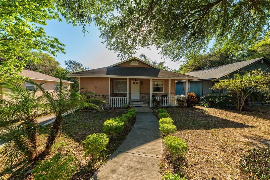 229 Enka Ave., Orlando, FL 32835