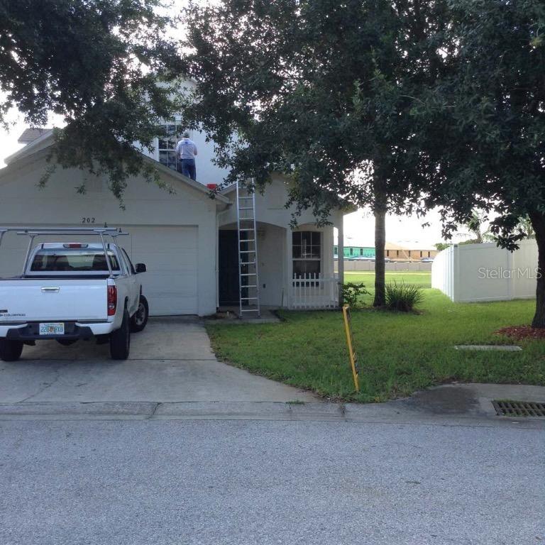 202 Sonja Cir., Davenport, FL 33897