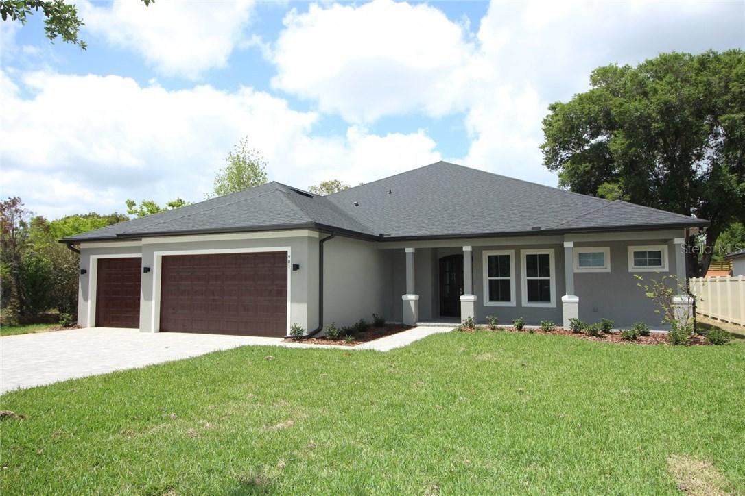 981 N Pine Ave., Oviedo, FL 32765