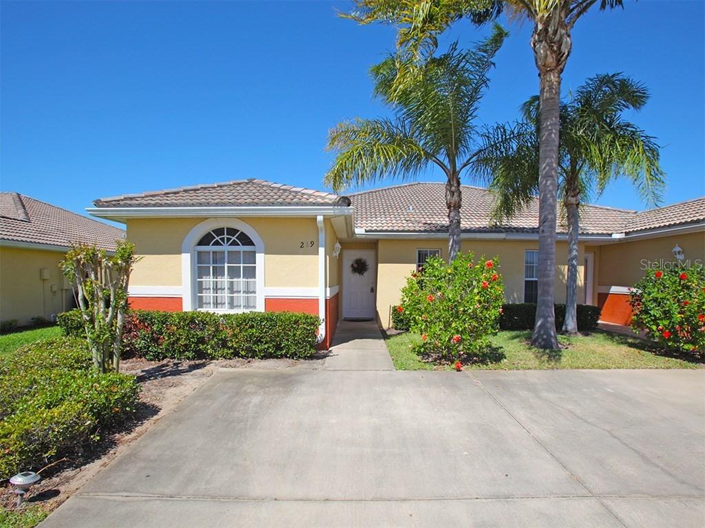 229 Ocean Bluff Dr., Poinciana, FL 34759