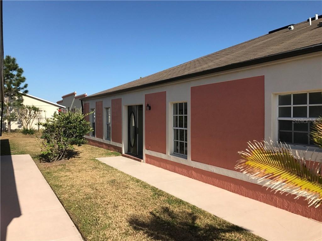 1040 Universal Rest Pl., Kissimmee, FL 34744