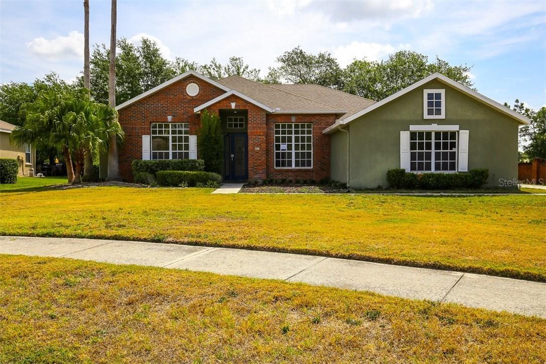 329 Blue Stone Cir., Winter Garden, FL 34787