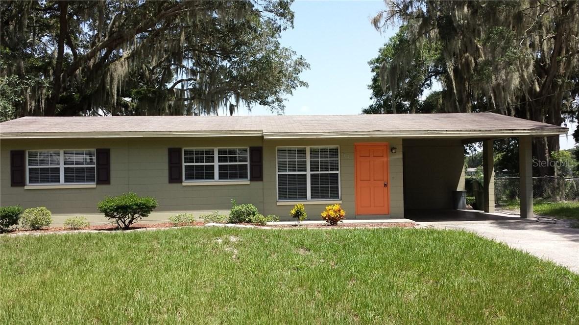 504 Scenic St., Leesburg, FL 34748