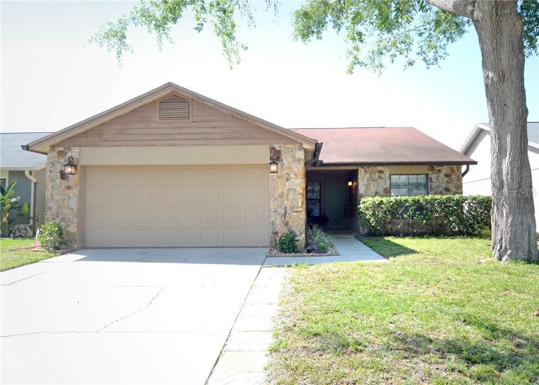1004 Abell Cir., Oviedo, FL 32765