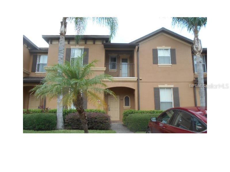 327 Cambria Ave., Davenport, FL 33897