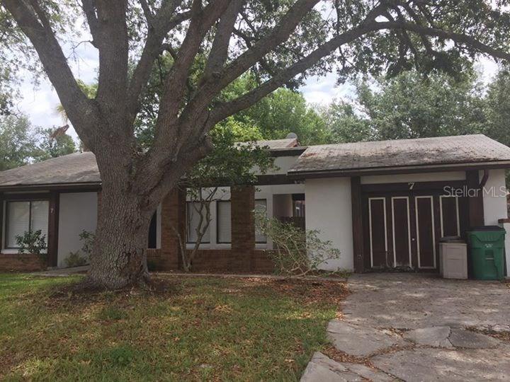 7 Chip Ct., Kissimmee, FL 34759