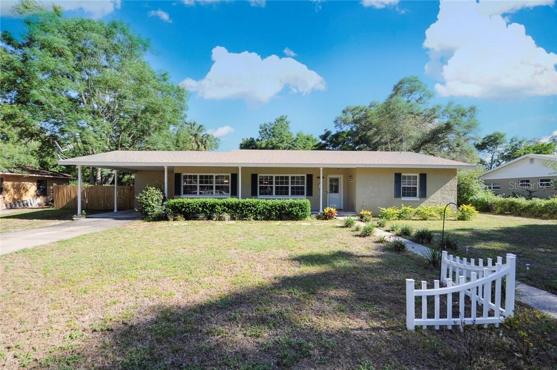 2300 Washington Rd., Mount Dora, FL 32757