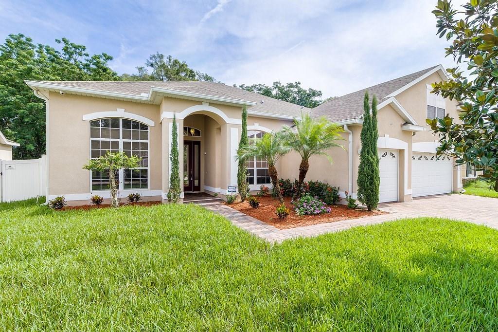 2352 Laurel Blossom Cir., Ocoee, FL 34761