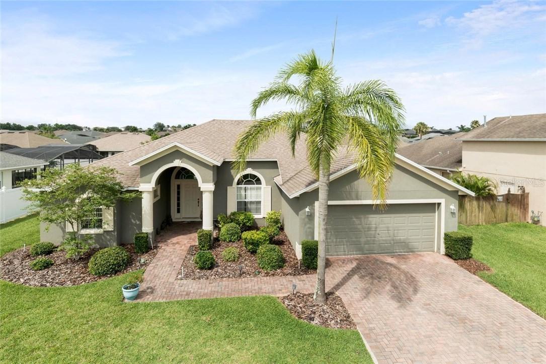 222 Barbera Dr., Davenport, FL 33897