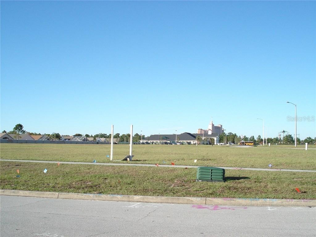 2875 Crystal Creek Blvd, Orlando, FL 32837