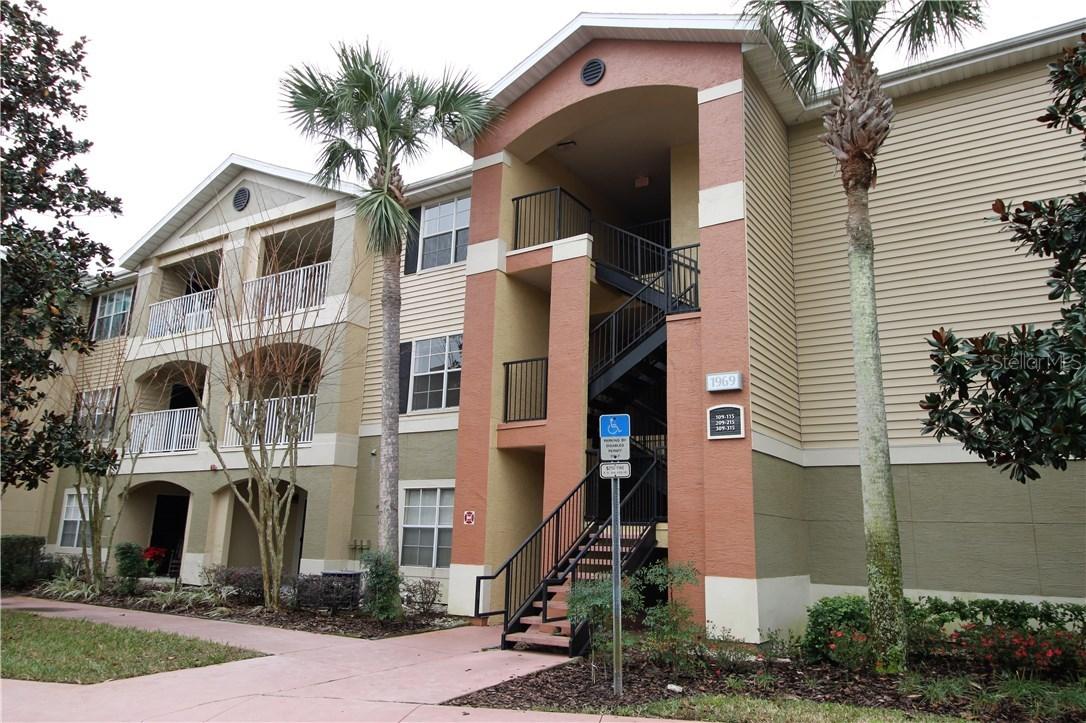 1969 Summer Club Dr. #209, Oviedo, FL 32765