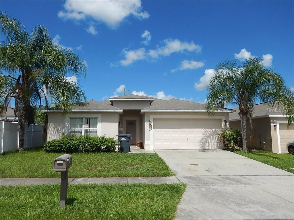 842 Milford St., Davenport, FL 33897