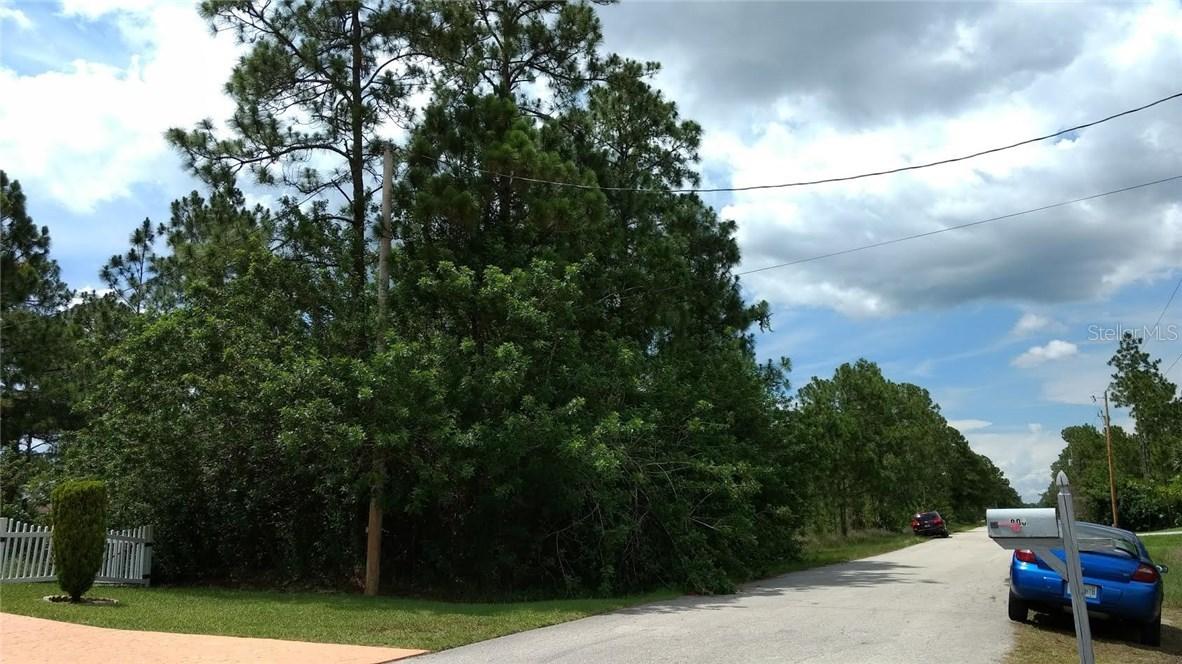 911 Magnolia Ave., Lehigh Acres, FL 33972