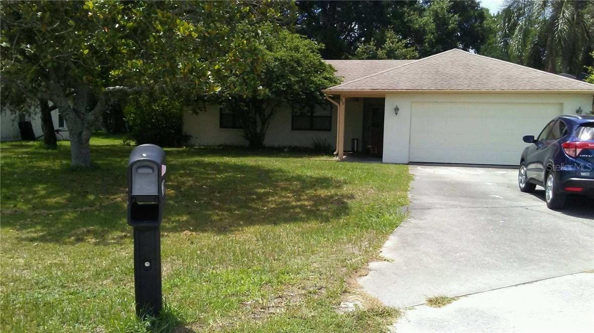 715 Lamp Post Ln., Lakeland, FL 33809