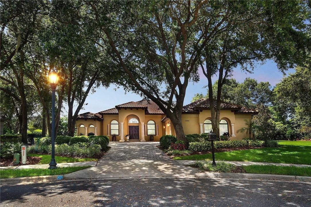 32500 Hawks Lake Lane, Sorrento, FL 32776